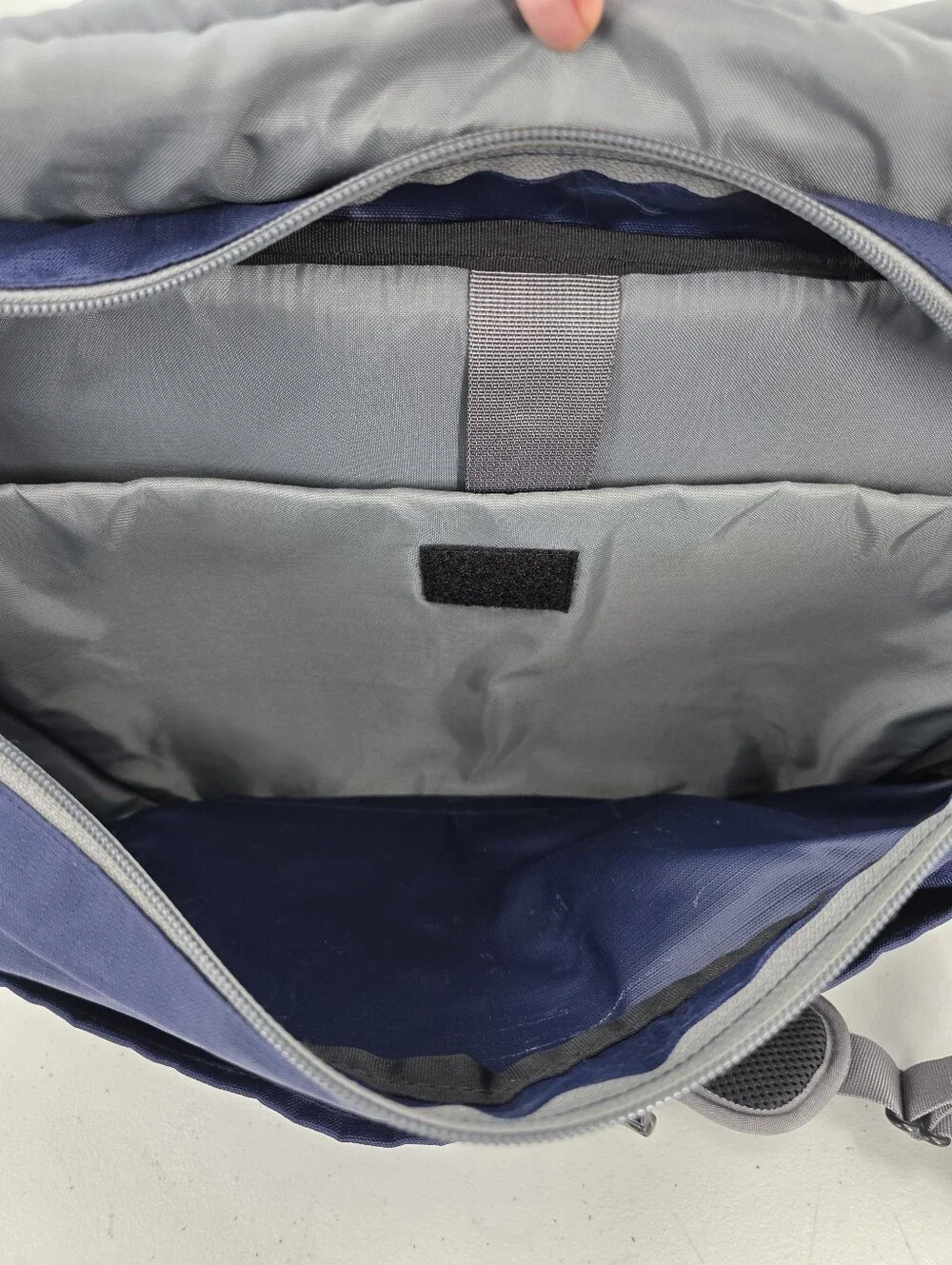 L.L. Bean Nylon Briefcase Messenger Laptop Bag Multi-Pocket Navy Blue Padded.